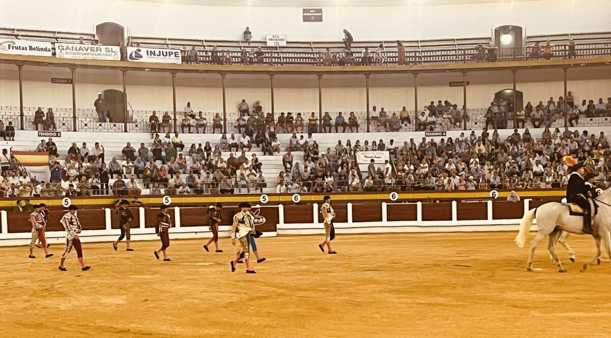 Julio Méndez y Jorge Hurtado, doble debut con caballos en Mérida