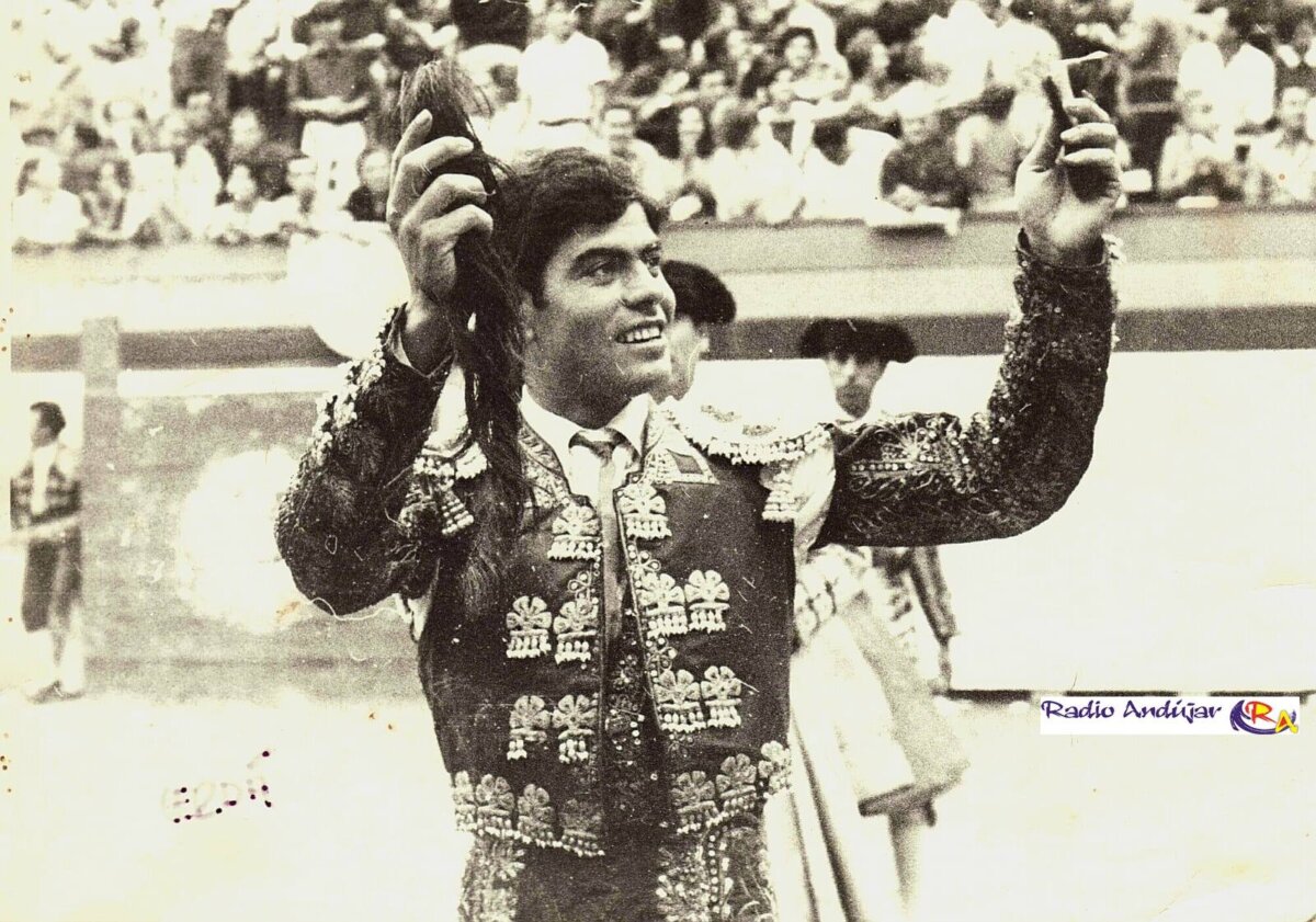Fallece el matador de toros Juan Antonio Navarro "El Andujano"