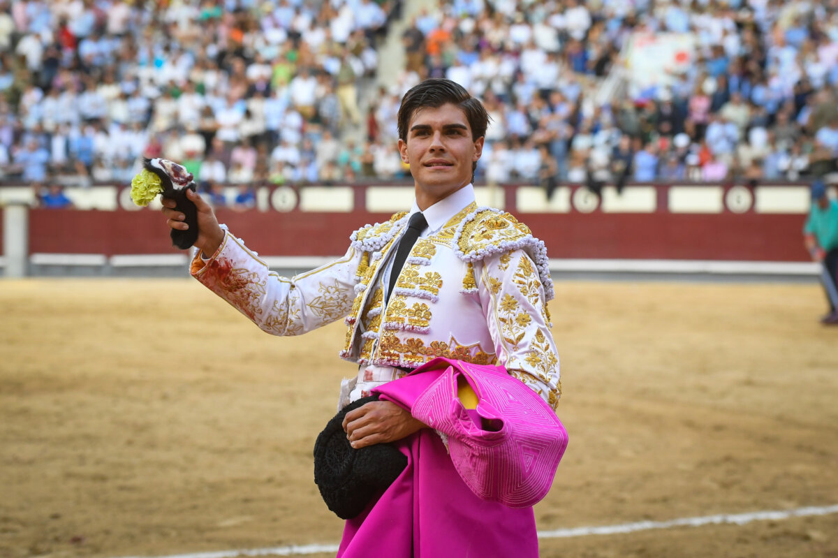 Diego Robles, nuevo apoderado de Francisco de Manuel