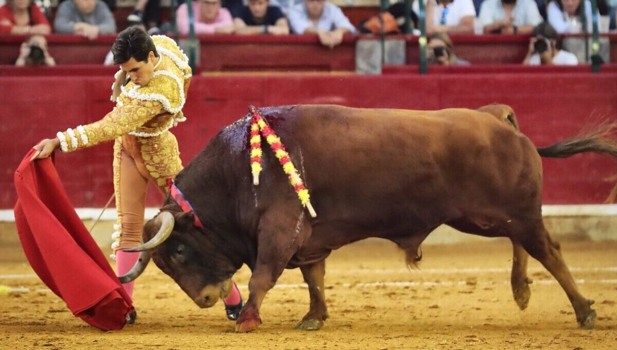 López Simón y Lorenzo, ovacionados con floja corrida de El Risco en Zaragoza