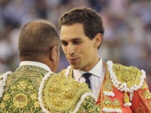 Ginés Marín le brindó uno de los toros el pasado sábado a Agustín Navarro en Zaragoza.