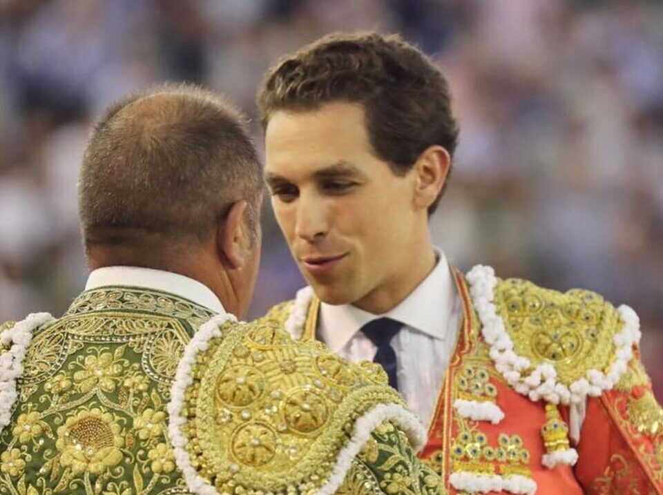 En el aire la retirada de Agustín Navarro; Curro Sanlúcar y Mario Herrero dicen adiós