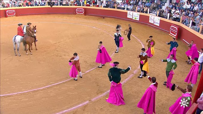 Mario Sotos y Ferrer Martín triunfan en Albox; en Cazalla la terna se reparte nueve orejas