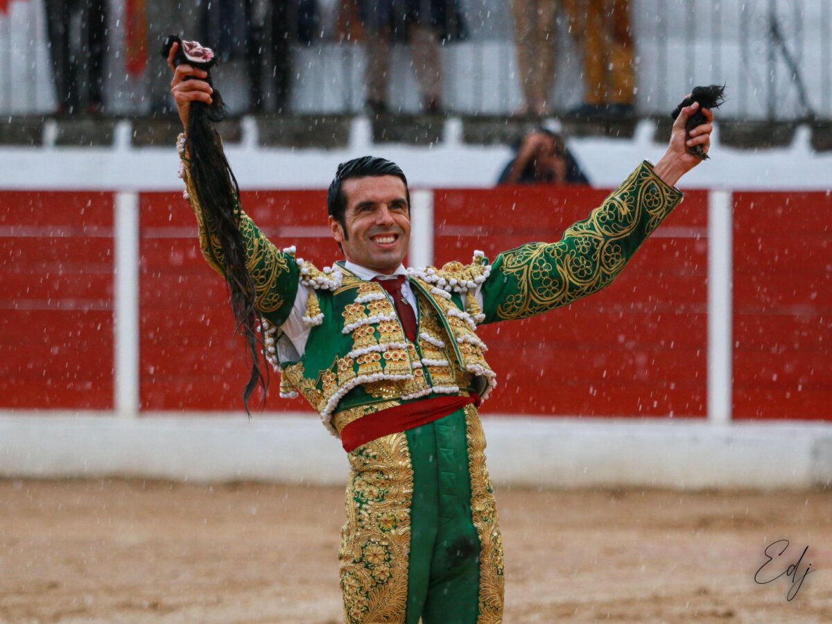 Tormenta de toreo clásico en Fregenal de la Sierra