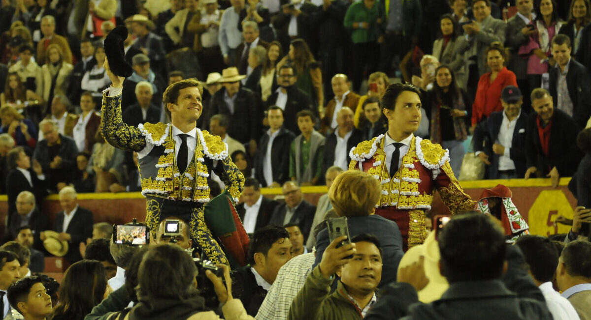 El Juli y Roca Rey brillan en el cierre de Lima