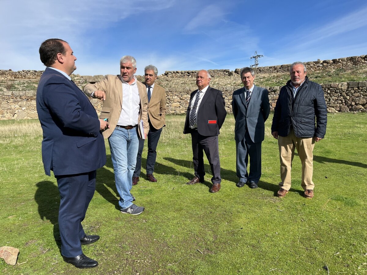 La Junta de Castilla y León restaurará la plaza de Villafranca de la Sierra