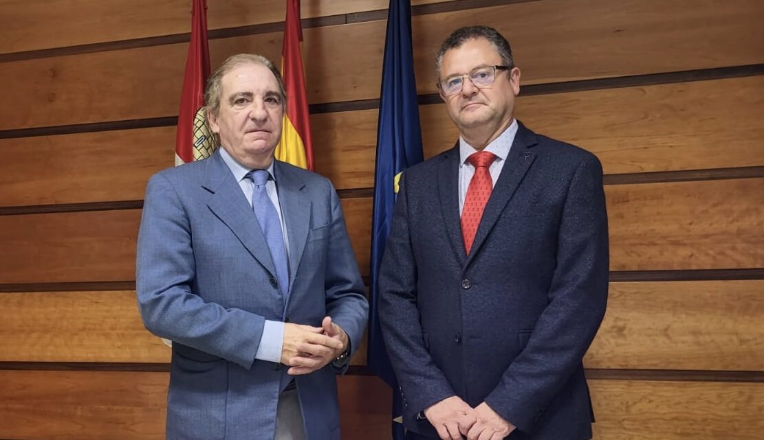 Antonio Bañuelos se reúne con el nuevo consejero de Agricultura, Ganadería y Desarrollo Rural de Castilla y León