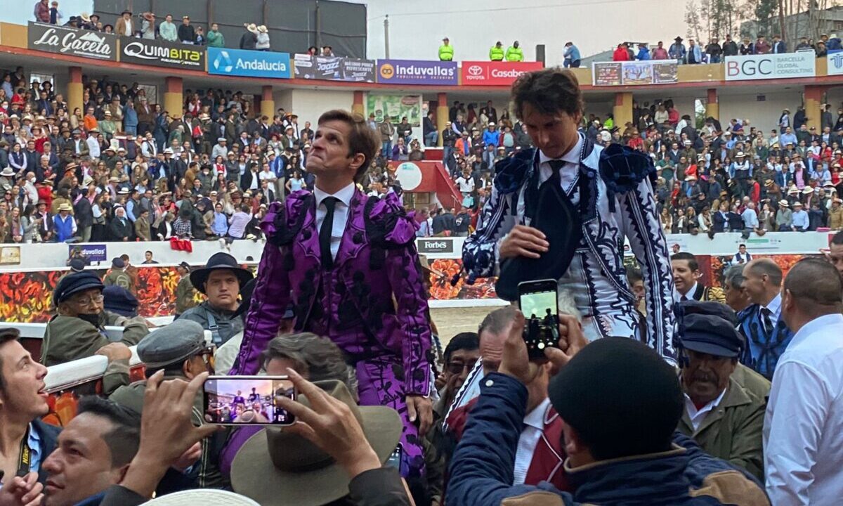 El Juli y Roca Rey, pasión y toreo en Latacunga