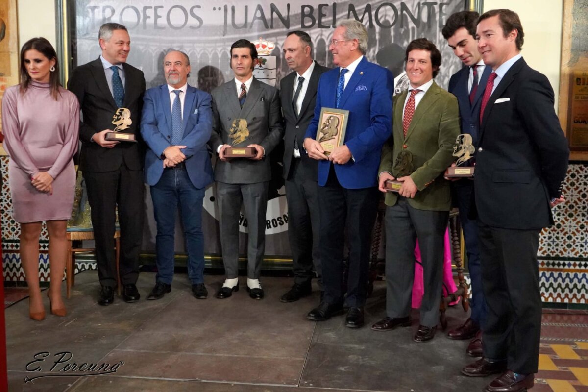 Morante, Rufo, La Quinta y ABC recogen los X Premios Juan Belmonte
