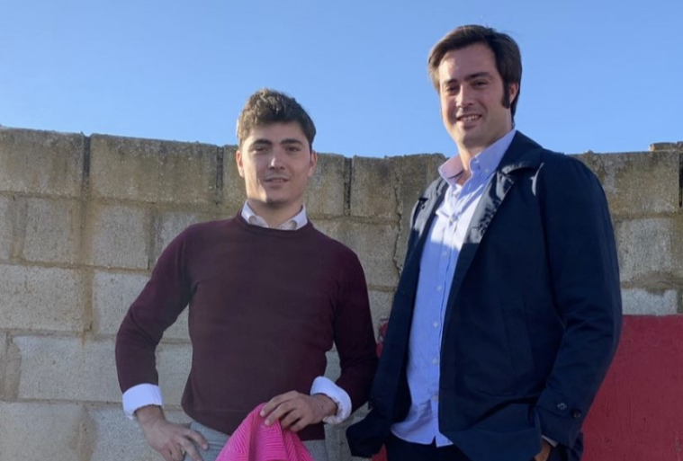 Jorge Isiegas estrena apoderado