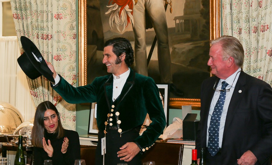 Morante de la Puebla, homenajeado por el Club Taurino de Londres