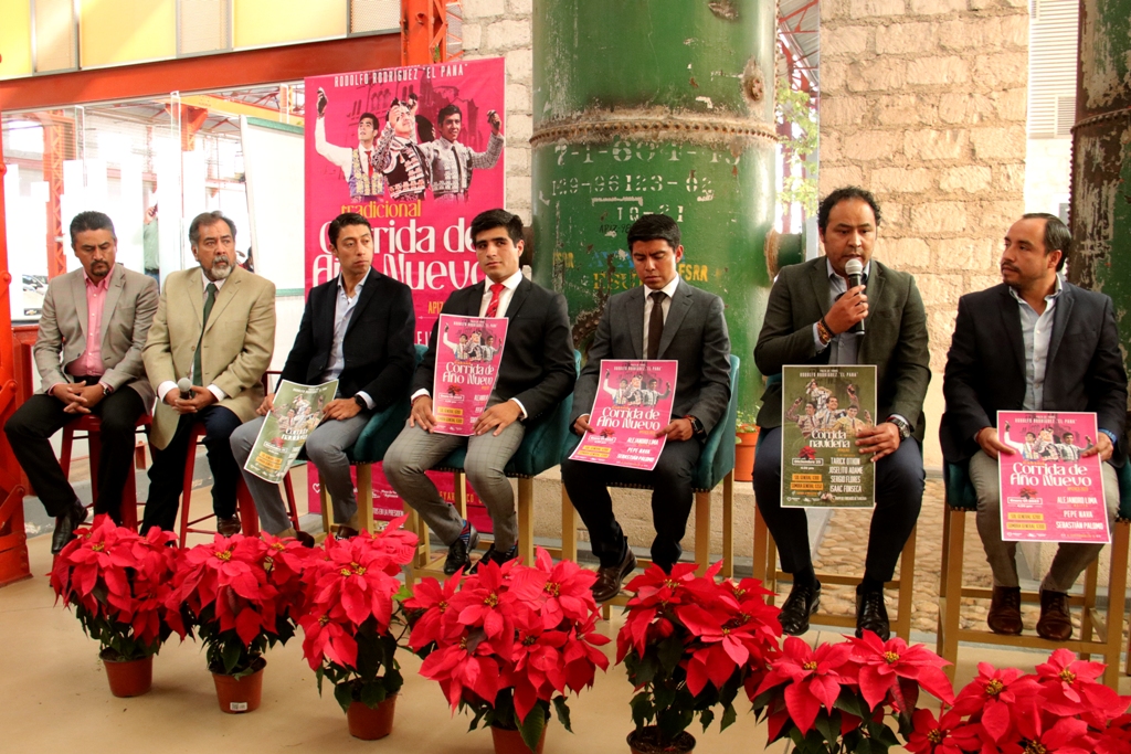 Apizaco presenta los carteles de Navidad y Año Nuevo