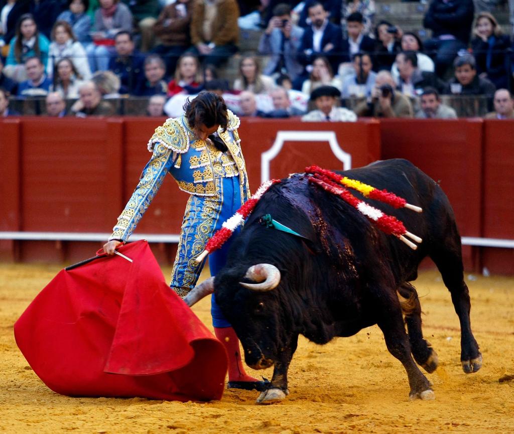 "Continúa este año también el ninguneo maestrante a Curro Díaz"