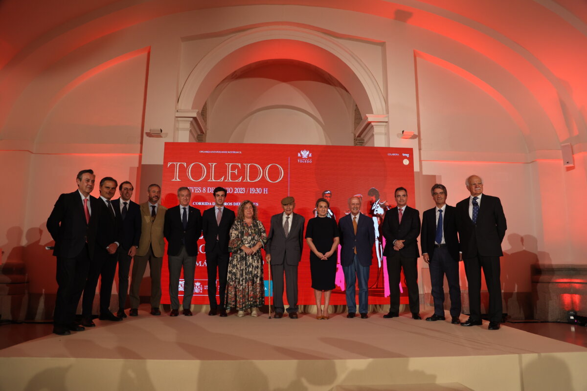 La familia Lozano, reconocida en Toledo en la puesta de largo del Corpus