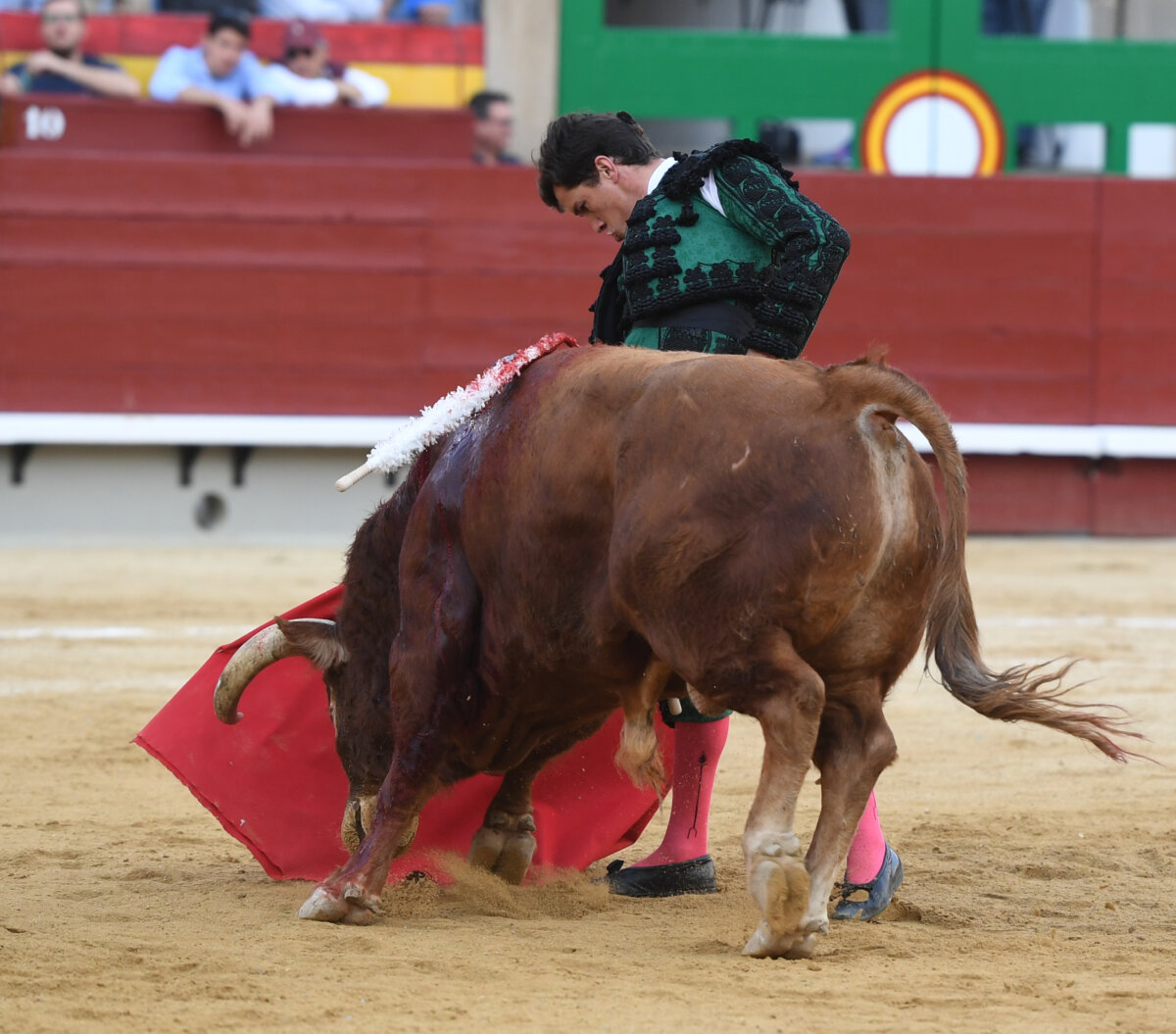 Así mandó y así toreó Luque en Castellón