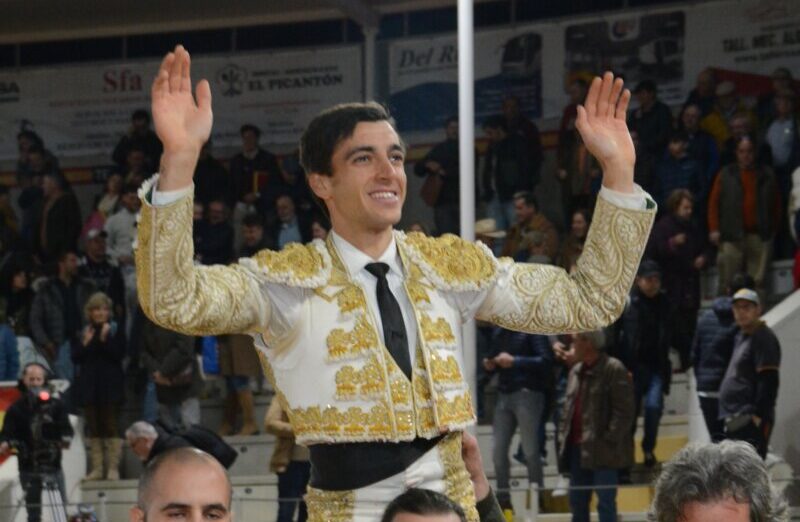 Téllez y un bravo mayalde en la tarde más solidaria en Villaseca de la Sagra