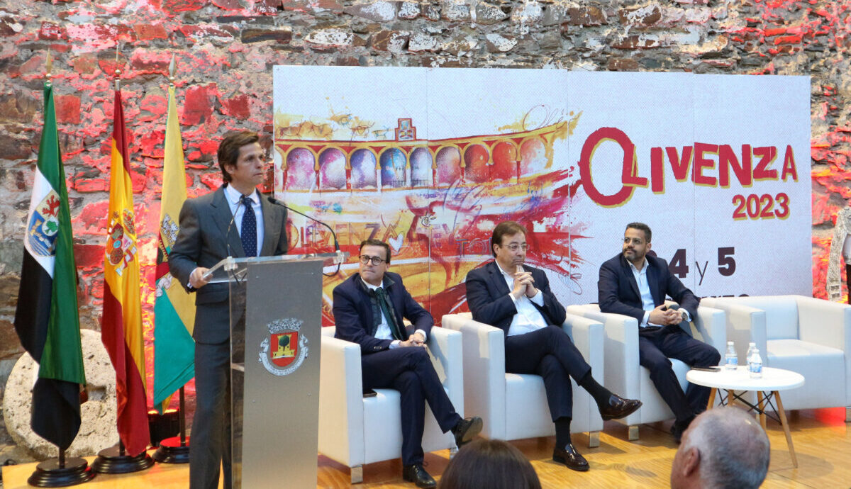 Brillante pregón de El Juli en Olivenza, una tierra "donde soy muy feliz"