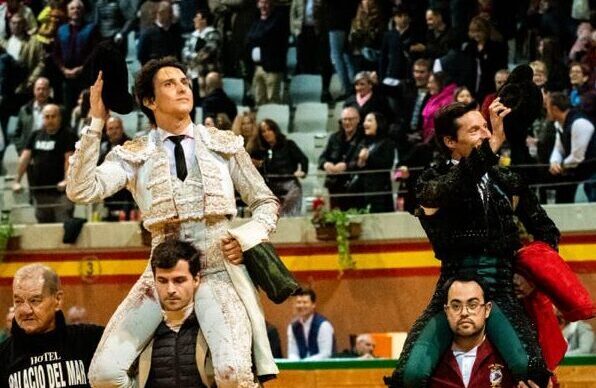 La pureza de Urdiales y el poder de Roca Rey dejan huella en Arnedo