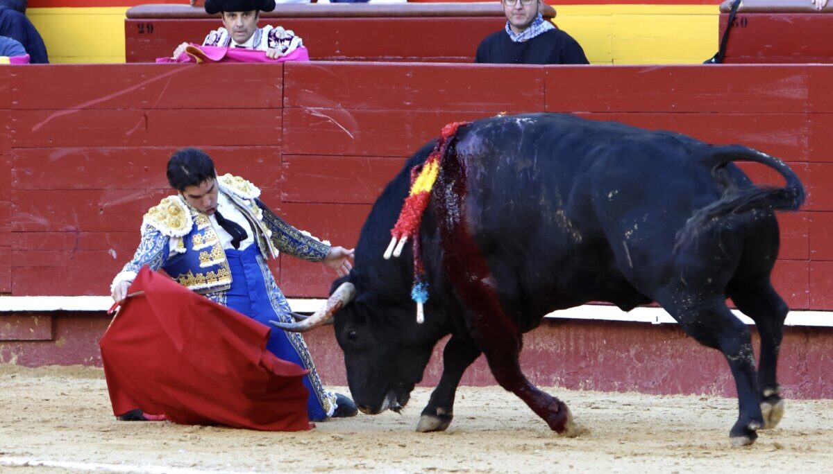 Cayetano y Román, pura entrega en Valencia