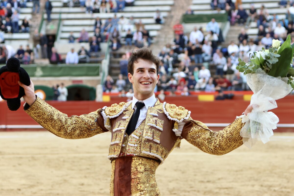 Otro serio toque de atención de Samuel Navalón en Valencia