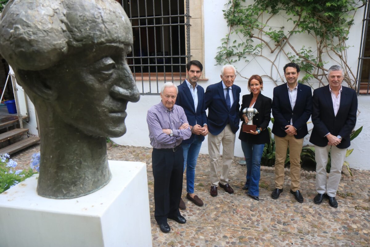 Roca Rey se vuelve a coronar con el prestigioso Trofeo Manolete