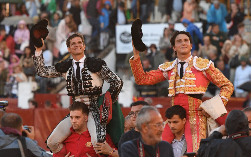Un fino Juli y un contundente Roca Rey triunfan en Aranjuez