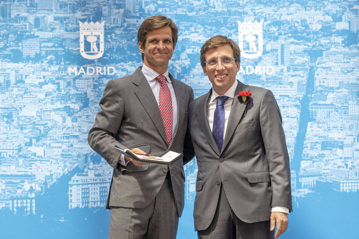 El Juli recoge la Medalla de Honor y de Madrid