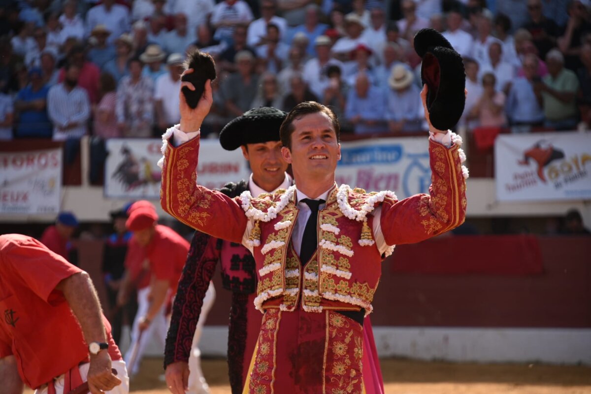 Luque emociona en la despedida de López Chaves de Vic-Fezensac