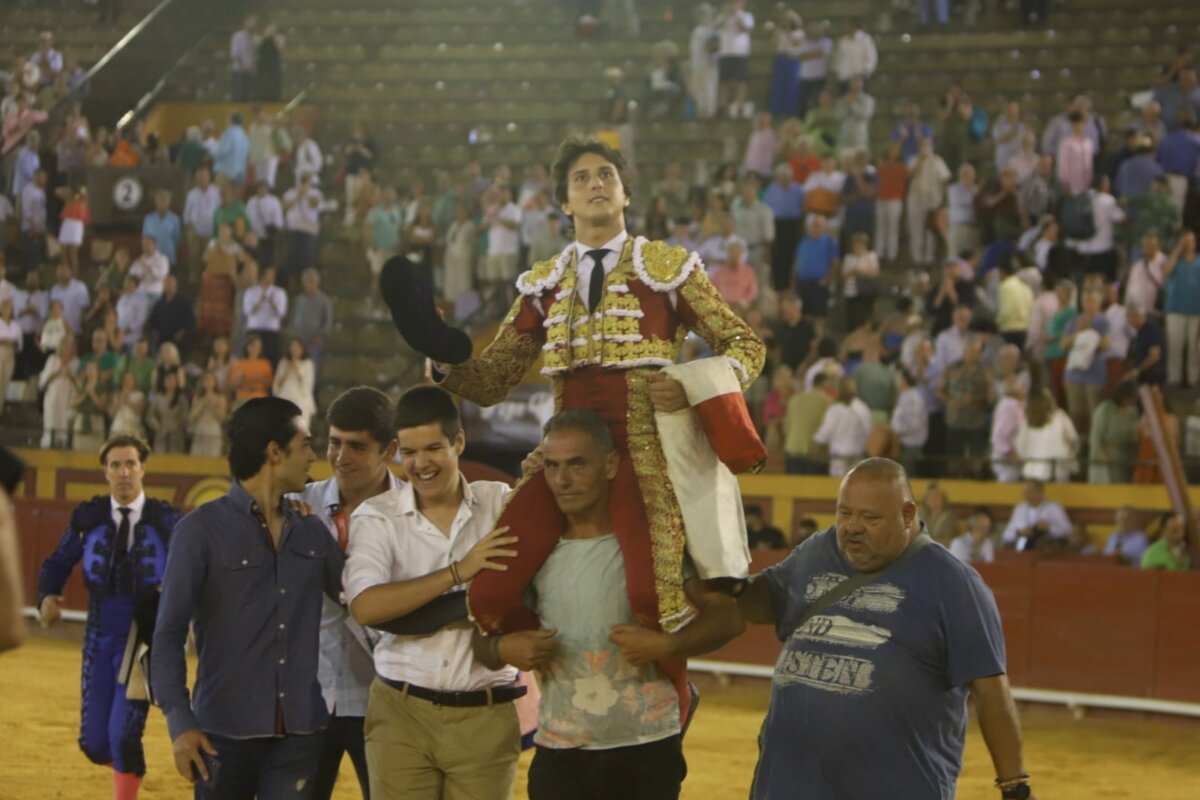 Algeciras: Roca Rey hasta cuando falla el toro
