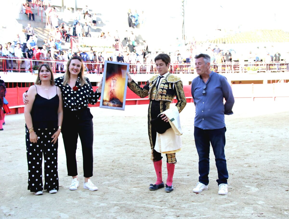 Gran ambiente y buen toreo de las promesas francesas en el regreso de los toros a Mauguio