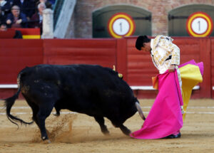 Chover en una actuación en Valencia.