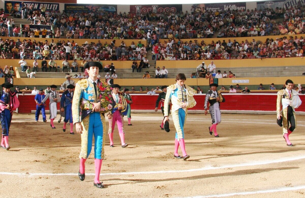 Doblete de Borja Jiménez en una feria de Tovar con acento español