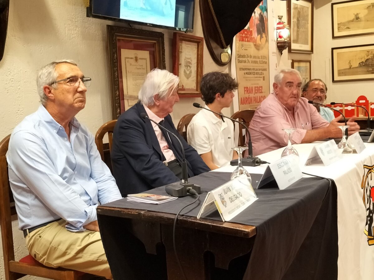 El Club Taurino de Bilbao presenta la novillada de Trucios que homenajeará a Aresti