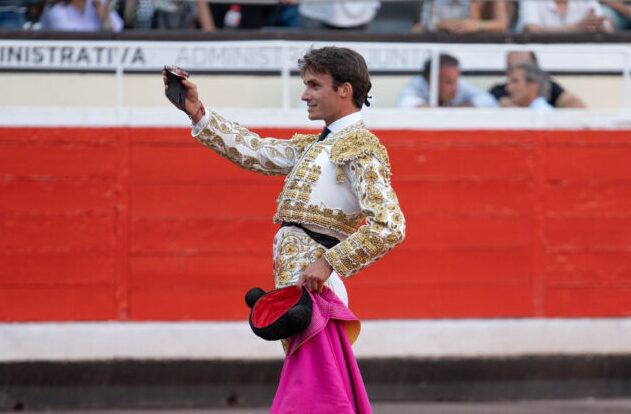 Andoni Verdejo destaca en la novillada de Bilbao