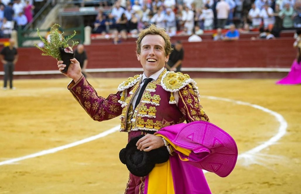 Román y un Titánico de bandera, argumentos mayores en Valencia
