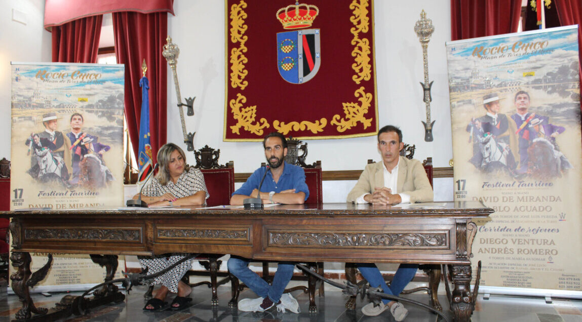 Dos mano a mano en la Aldea del Rocío para el mes de agosto