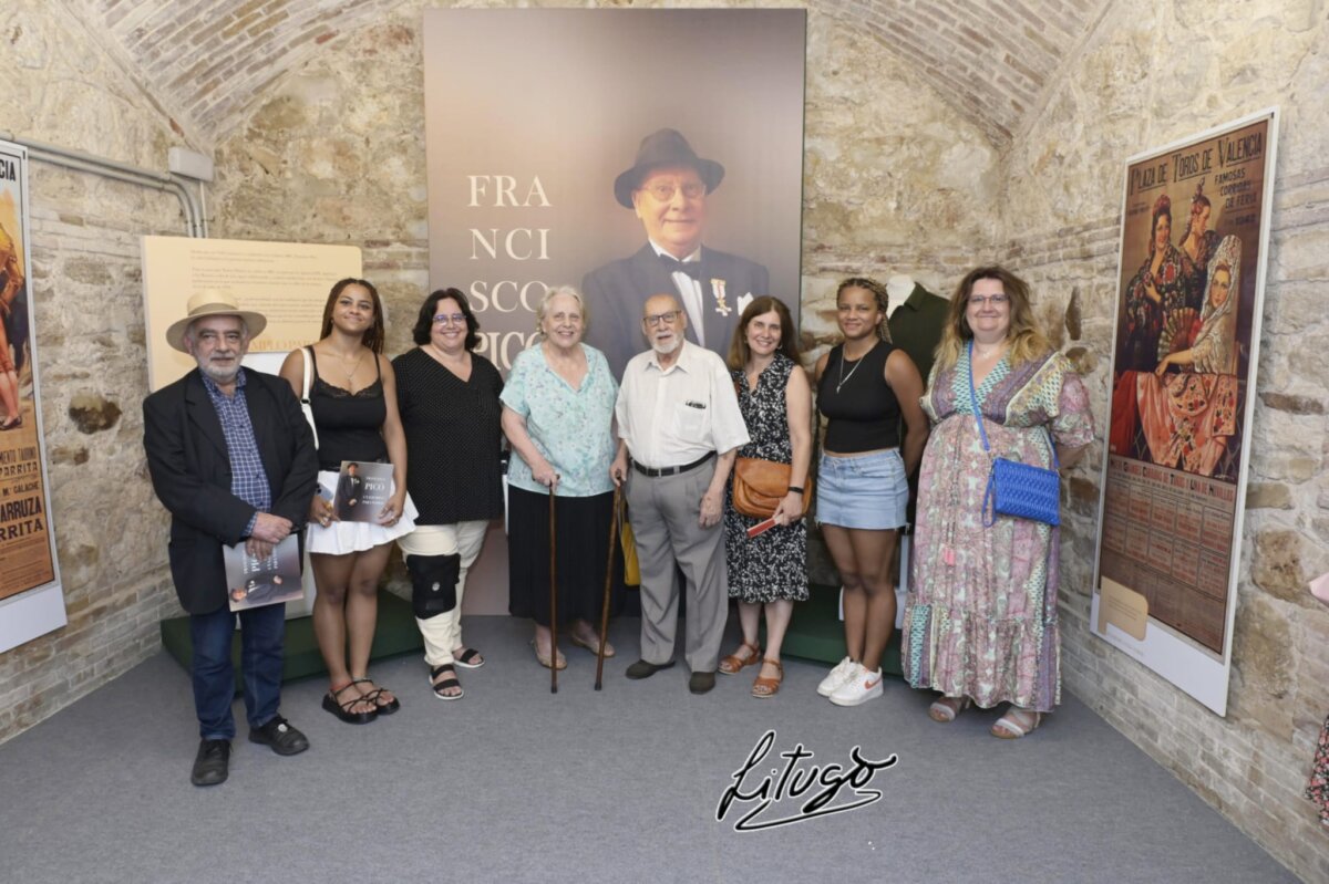 Valencia rinde homenaje a Francisco Picó, decano de los críticos taurinos