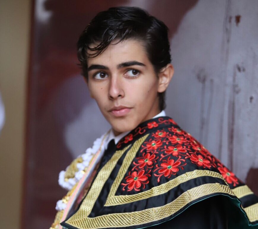 Manuel Román, alternativa de lujo en Córdoba con Juan Ortega y Roca Rey