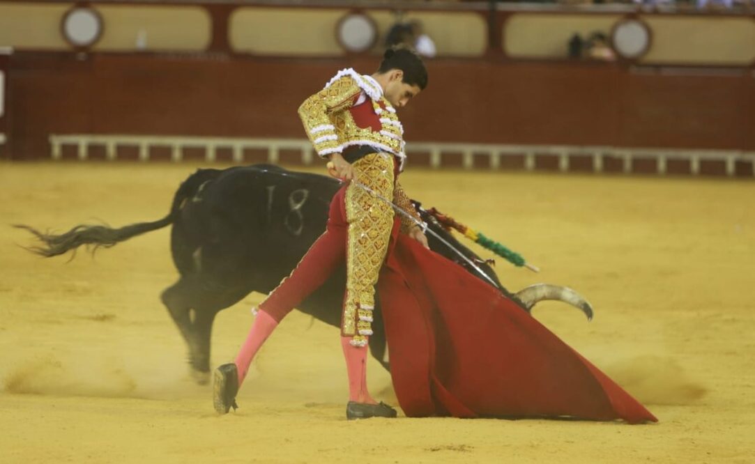 "El toreo está como todos sabemos, ¿verdad, Daniel Crespo?"