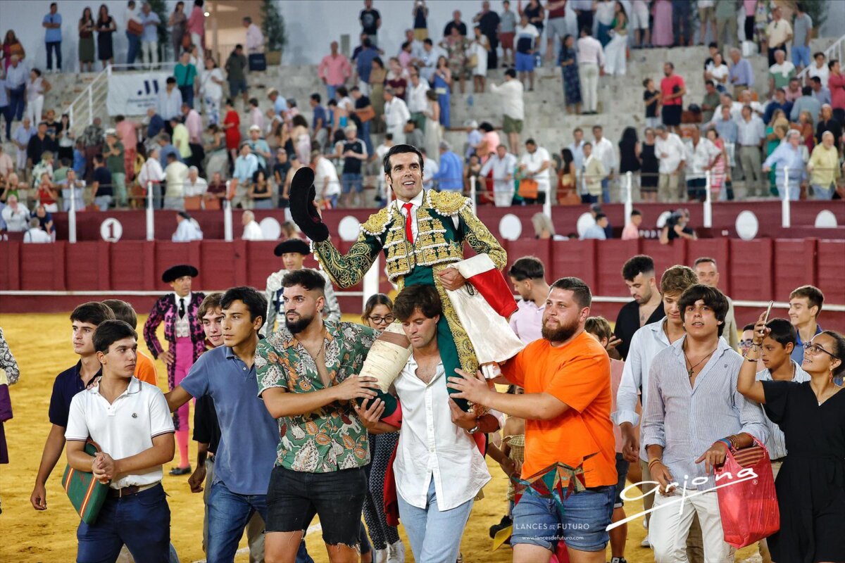 Emilio de Justo, por la puerta grande en su debut en Málaga