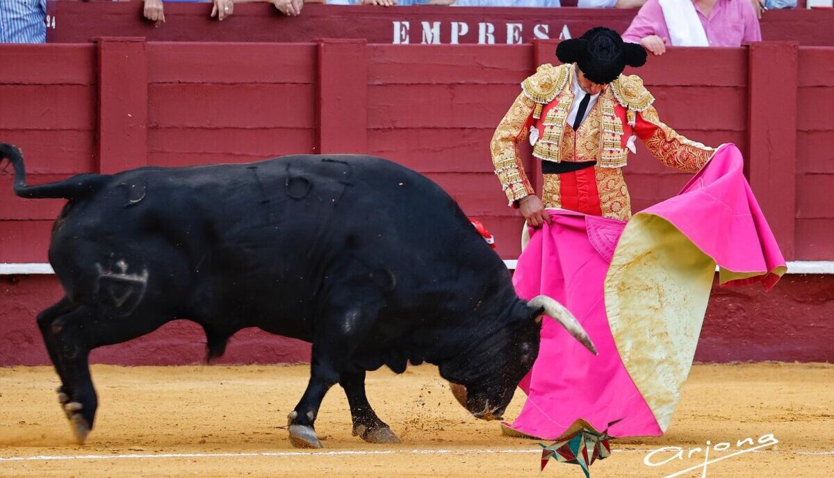 Obra de arte de Morante en la digna alternativa de Santana Claros