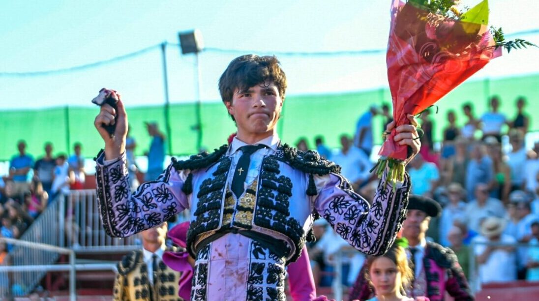 Víctor Cerrato y Tristán Barroso ilusionan en Almorox