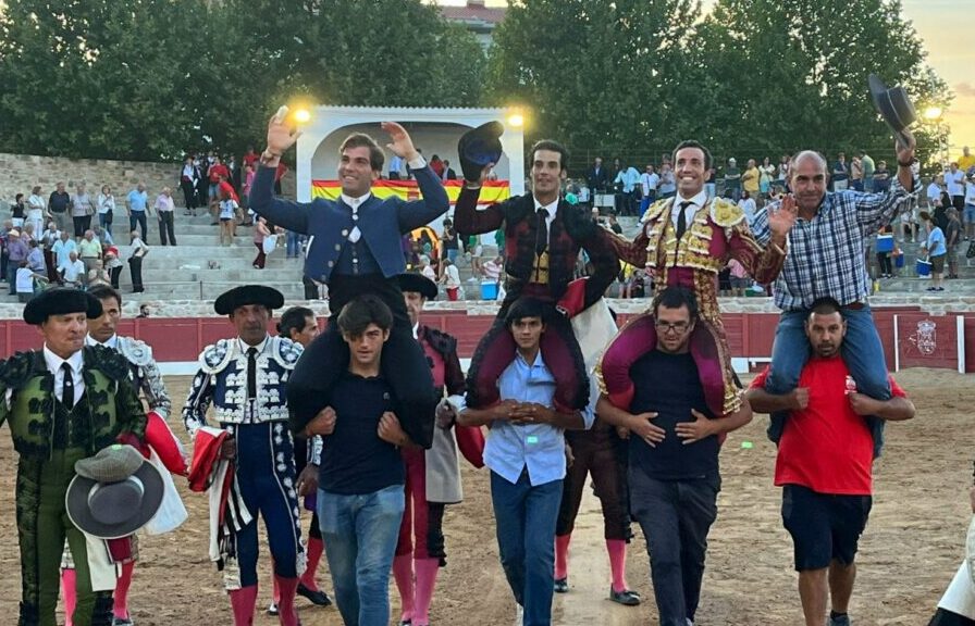 Sebastián Fernández, Morenito de Aranda y De Miranda se reparten once