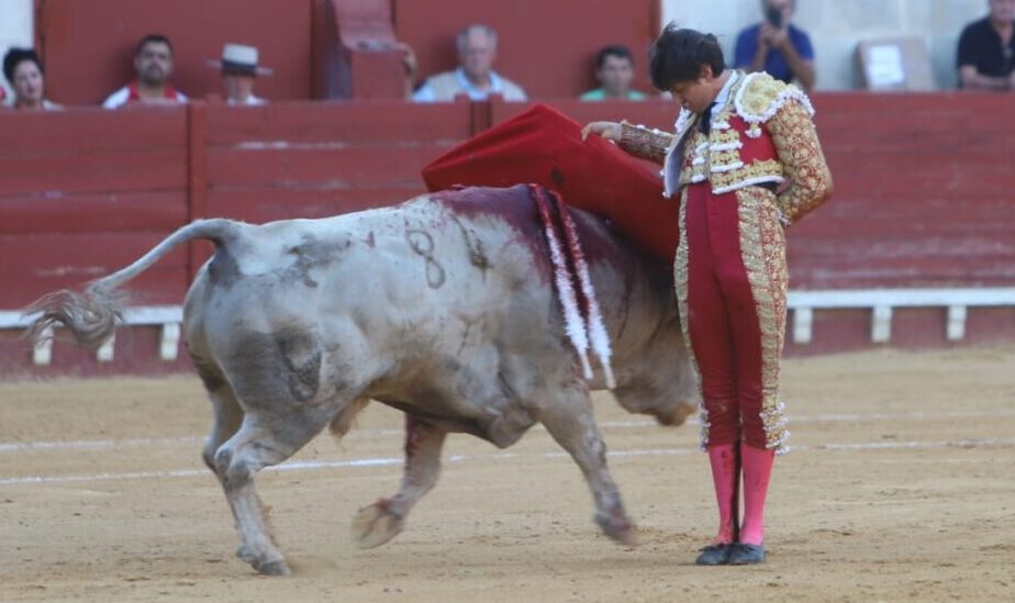 Tarde de emociones en El Puerto: Crespo para el tiempo y Roca la respiración