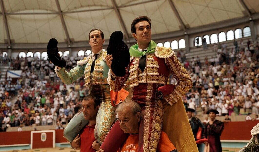 Daniel Luque y Tomás Rufo, alboroto de dos gallos en Pontevedra