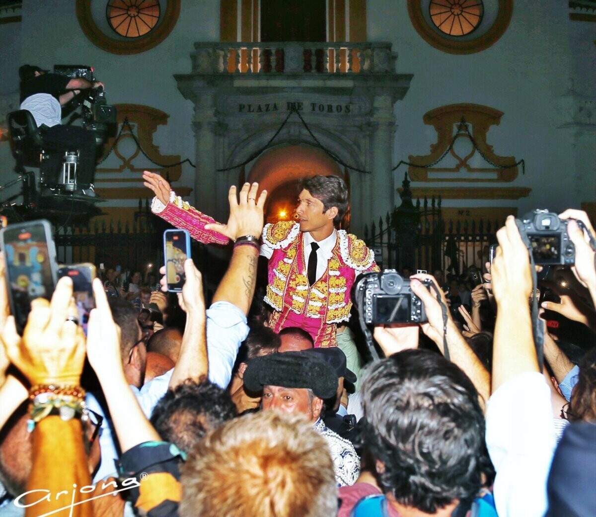 Puerta del Príncipe para el temple y el poder de Castella