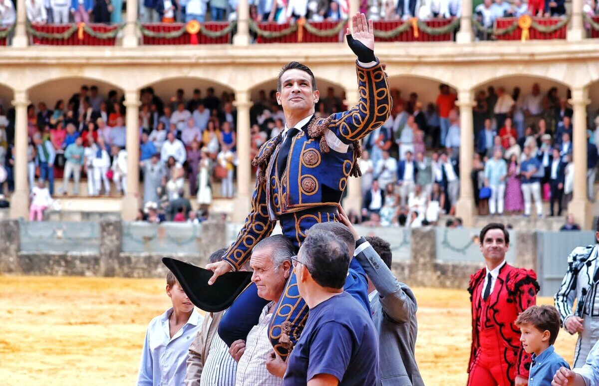 Manzanares salva la Goyesca de Ronda