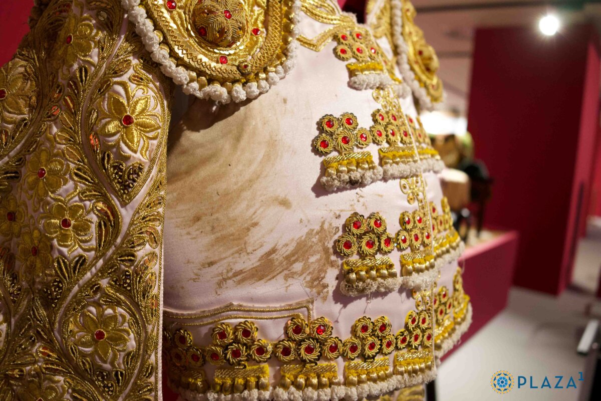 La exposición homenaje a El Juli, abierta al público todos los días de la Feria de Otoño