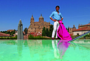 Inconfundible la imagen de la catedral de Salamanca al fondo, desde las magníficas vistas del Hotel Hospes Palacio de San Esteban. Foto: Menacho.