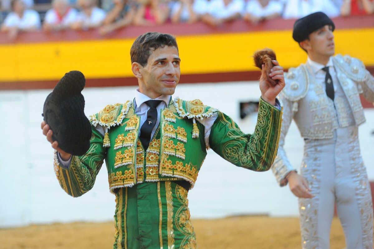 Orejas para Peseiro y El Melli en el inicio de Algemesí